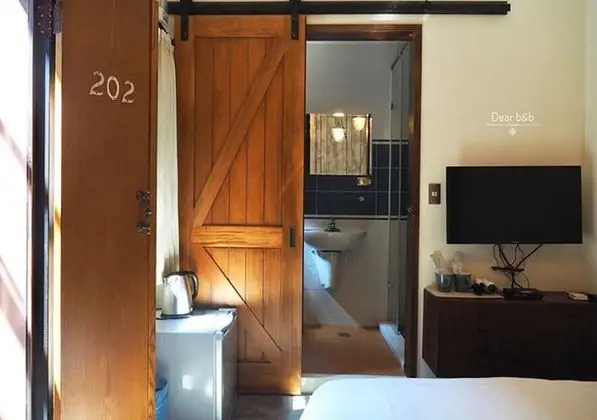 Gallery Tek Büyük Yataklı Oda, 1 Çift Kişilik Yatak, Banyolu/Duşlu (202)