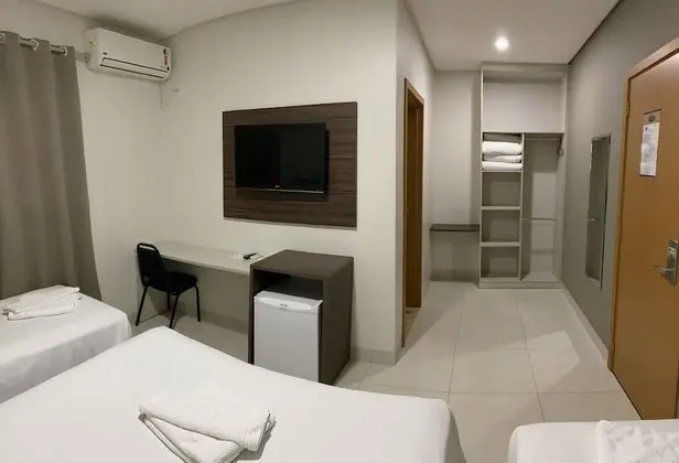 Üç Kişilik Oda