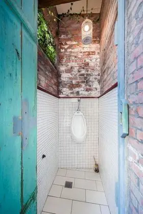 Superior Tek Kişilik Oda, Ortak Banyo
