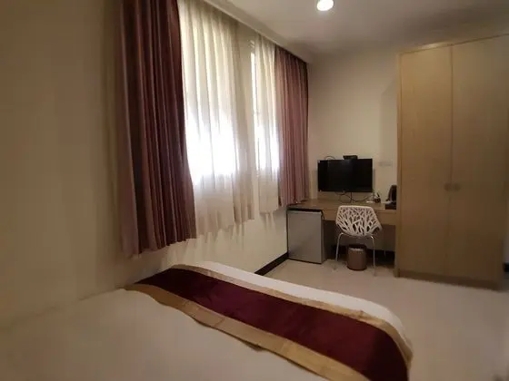 Standard Tek Büyük Yataklı Oda (202, 203, 302, 303)
