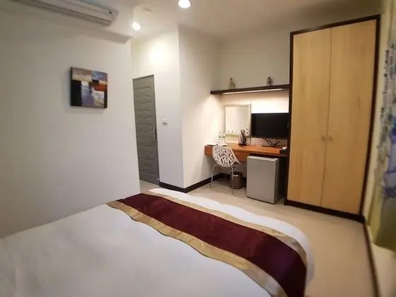 Standard Tek Büyük Yataklı Oda (202, 203, 302, 303)