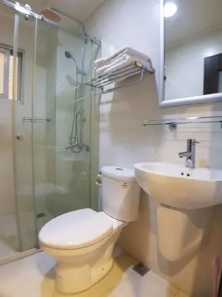 Standard Tek Büyük Yataklı Oda (202, 203, 302, 303)