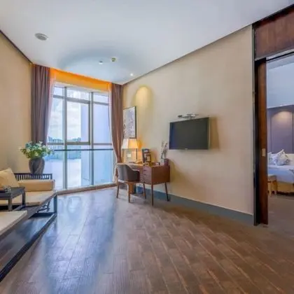 Deluxe Tek Büyük Yataklı Oda, Göl Manzaralı
