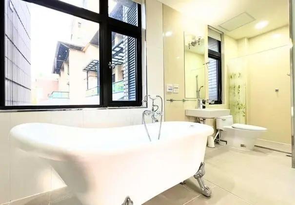 Deluxe Tek Büyük Yataklı Oda, Küvet (42)