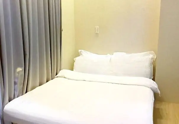 Tek Büyük Yataklı Oda, Ortak Banyo