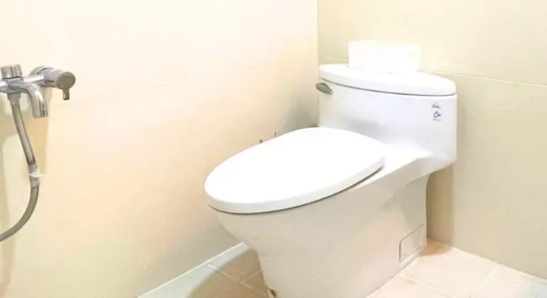 Tek Büyük Yataklı Oda, Ortak Banyo