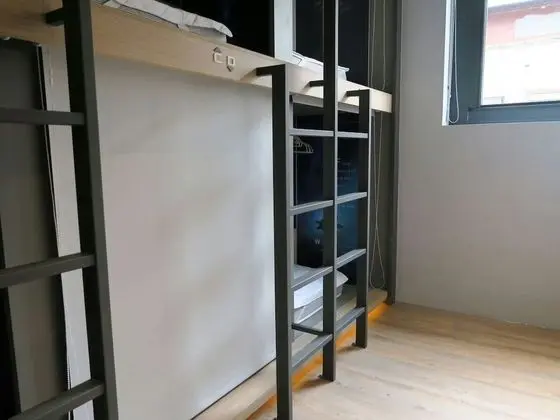 Ortak Ranzalı Oda, Karma Ranzalı Oda