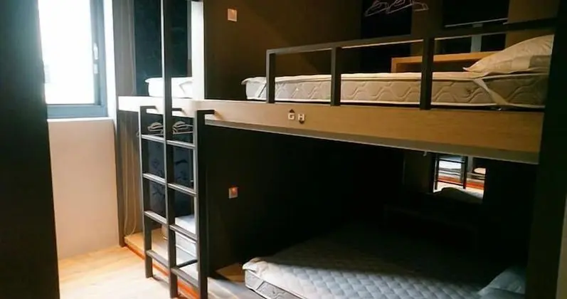 Ortak Ranzalı Oda, Karma Ranzalı Oda
