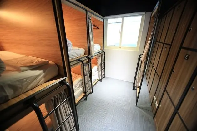 Büyük Yataklı Tek Kişilik Oda