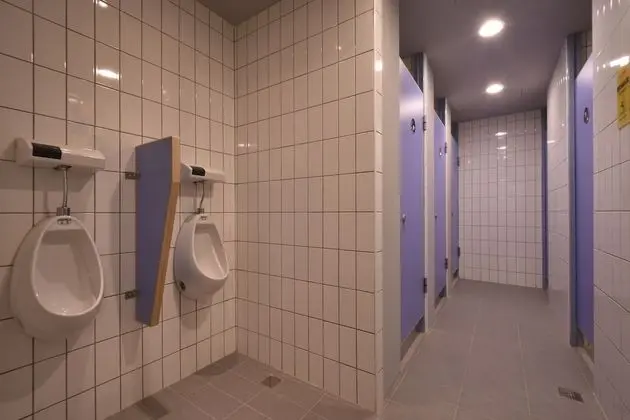 Ortak Ranzalı Oda, Karma Ranzalı Oda