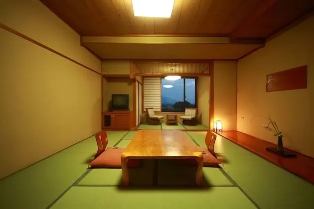 Traditional Oda (Japanese Style)