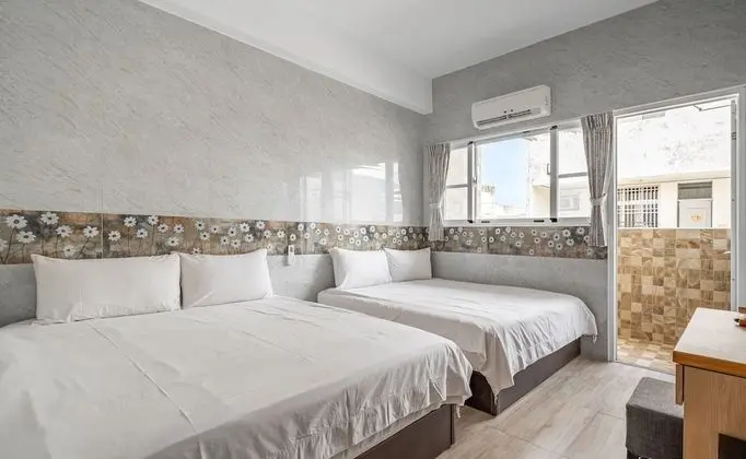 Standard Dört Kişilik Oda, Balkon