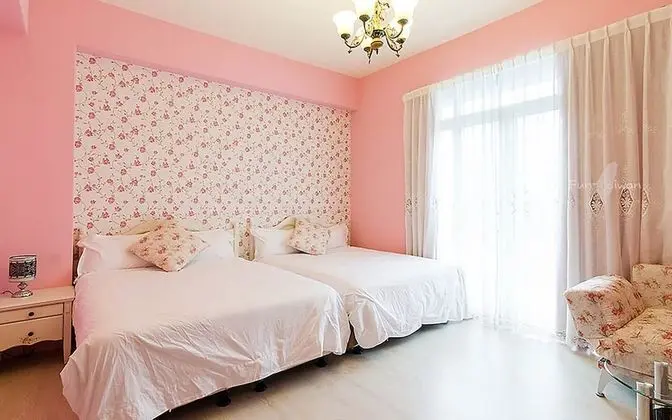 Design Dört Kişilik Oda, 1 Yatak Odası