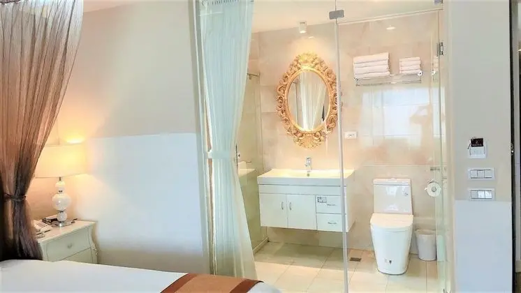Romantic Tek Büyük Yataklı Oda