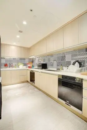 Ortak Ranzalı Oda, Sadece kadınlar için (single bed in a shared room)