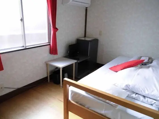 Tek Kişilik Oda, Sigara İçilmez, Ortak Banyo (Japanese Traditional or Western Style)