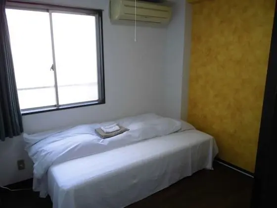 Tek Kişilik Oda, Sigara İçilmez, Ortak Banyo (Japanese Traditional or Western Style)