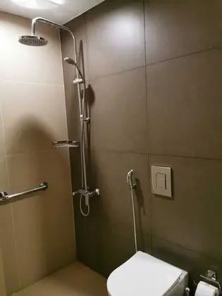 Üç Kişilik Oda