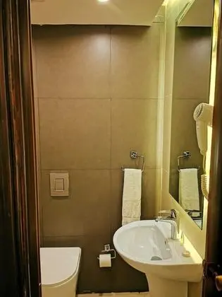 Üç Kişilik Oda