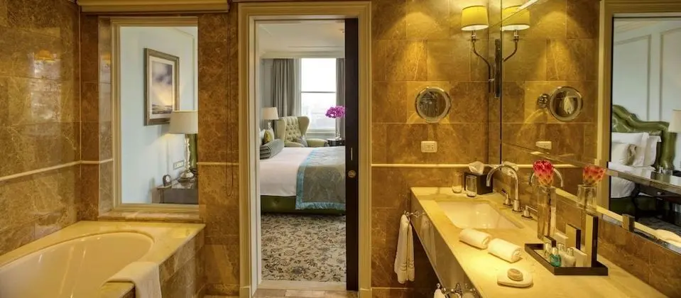 Luxury Oda, 1 En Büyük (King) Boy Yatak, Şehir Manzaralı (Heritage Wing)