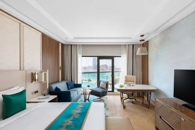Club Oda, 1 En Büyük (King) Boy Yatak ve Çekyat, Business Dinlenme Salonu Kullanımı, Deniz Manzaralı