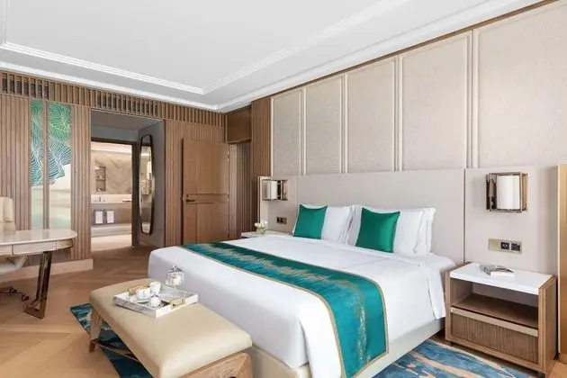 Luxury Süit, 1 En Büyük (King) Boy Yatak ve Çekyat, Business Dinlenme Salonu Kullanımı