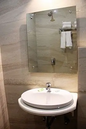 Deluxe Tek Büyük Yataklı Oda, 1 Çift Kişilik Yatak