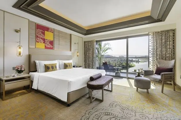 Luxury Oda, 1 En Büyük (King) Boy Yatak, Göl Manzaralı (Grande)