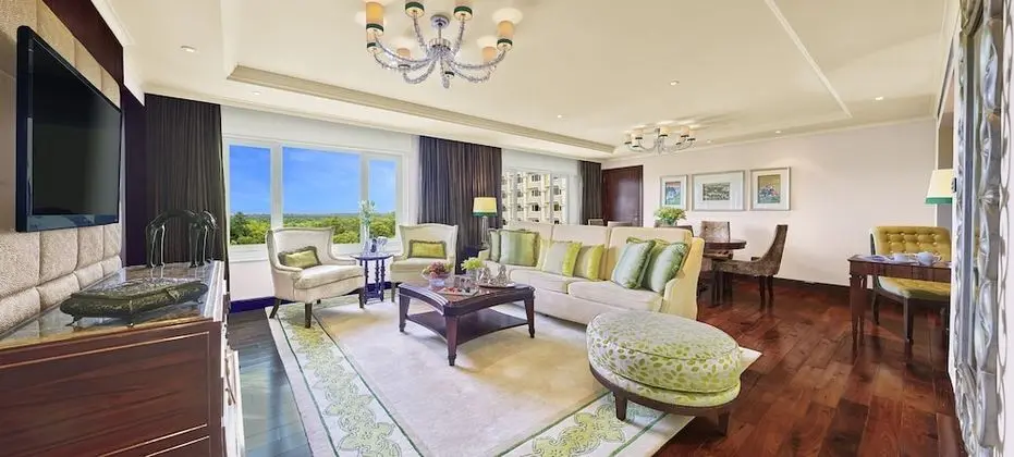 Luxury Süit, 1 En Büyük (King) Boy Yatak (1 Way Transfer, Cocktail Hours)