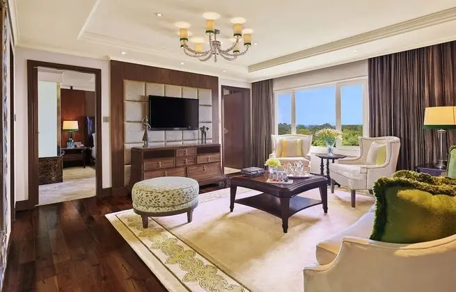 Luxury Süit, 1 En Büyük (King) Boy Yatak (1 Way Transfer, Cocktail Hours)