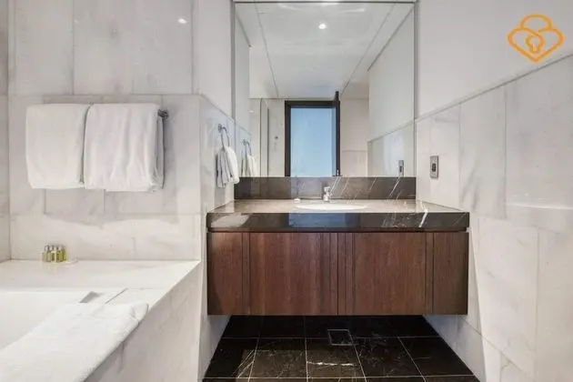 Apart Daire, 2 Yatak Odası (Unit 2204)