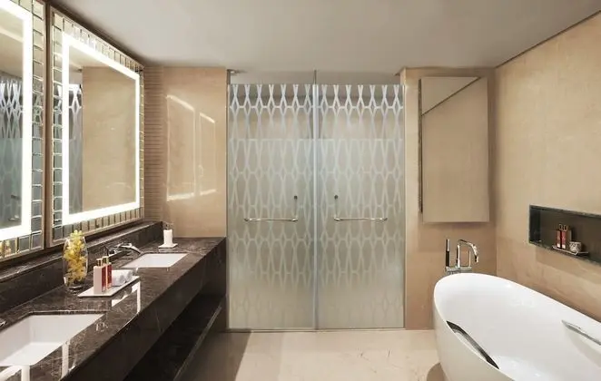 Luxury Oda, 1 En Büyük (King) Boy Yatak, Şehir Manzaralı