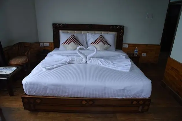 Deluxe Oda, 1 En Büyük (King) Boy Yatak, Tepe Manzaralı