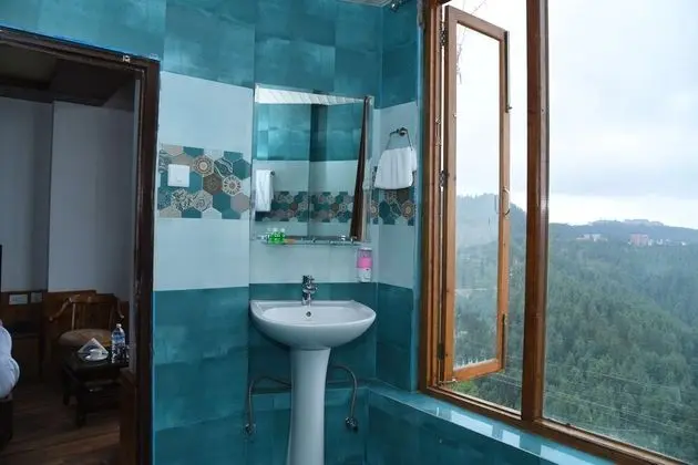 Deluxe Oda, 1 En Büyük (King) Boy Yatak, Tepe Manzaralı