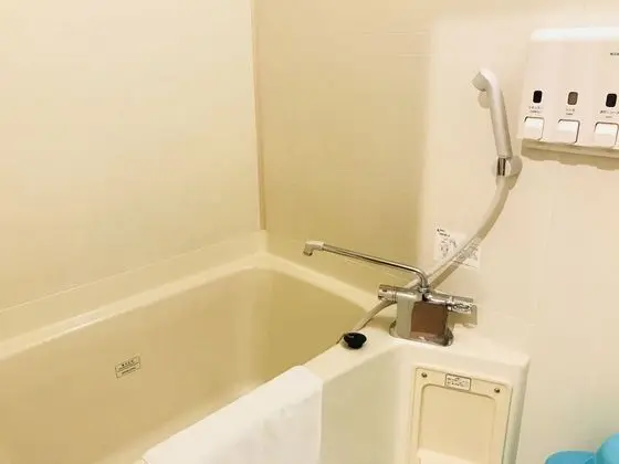 Basic Tek Kişilik Oda, Sigara İçilebilir (Basic Single Room, Smoking)