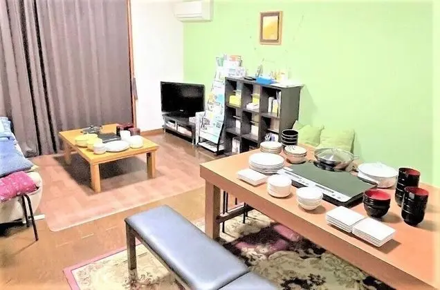Family Ev, Sigara İçilmez (AKANE)
