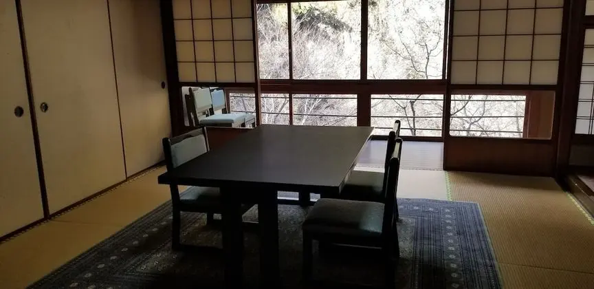 Traditional Üç Kişilik Oda (Japanese Style)