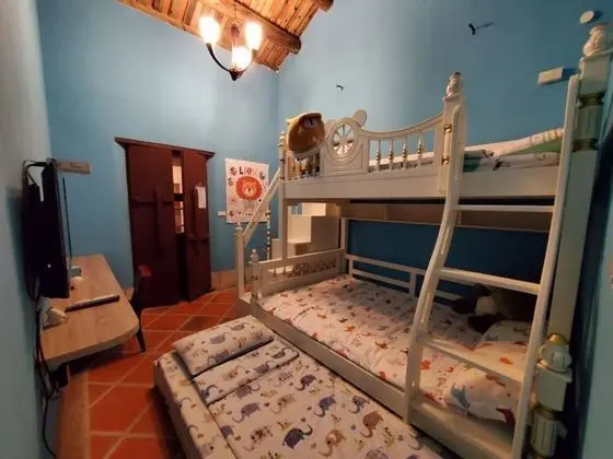 Family Dört Kişilik Oda