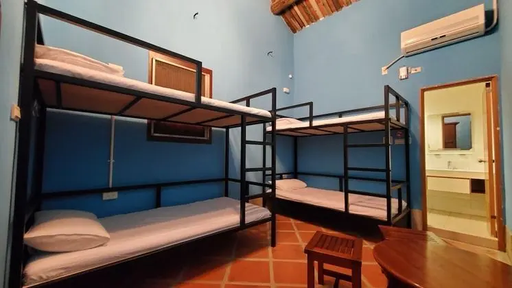 Ortak Ranzalı Oda, Sadece erkekler için