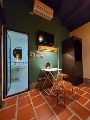 Business Tek Büyük Yataklı Oda