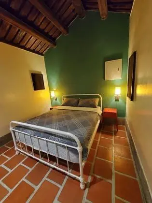 Business Tek Büyük Yataklı Oda