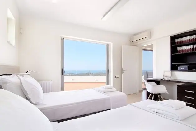 Villa, 4 Yatak Odası, Kişiye Özel Havuzlu, Deniz Manzaralı
