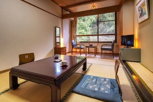 Traditional Oda, Sigara İçilmez, Dağ Manzaralı (Japanese Style)