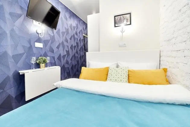 Basic Tek Büyük Yataklı Oda