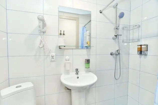 Economy Tek Büyük Yataklı Oda