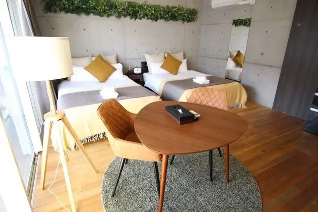 Tek Kişilik Oda, Sigara İçilmez (TAKETO STAY OSAKAJO 902)
