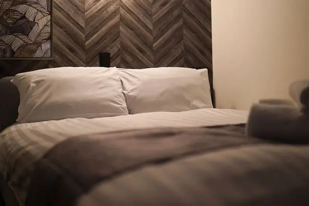 Design Tek Büyük Yataklı Oda, Sigara İçilmez (1)