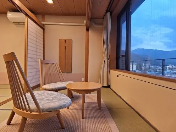 Standard Oda, Şehir Manzaralı (Japanese Style)