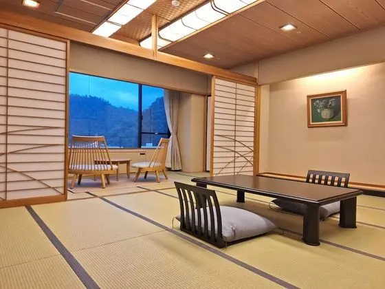 Standard Oda, Şehir Manzaralı (Japanese Style)