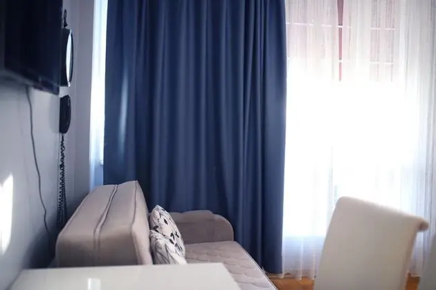 Standart Oda, Sokak Manzaralı, Balkonsuz